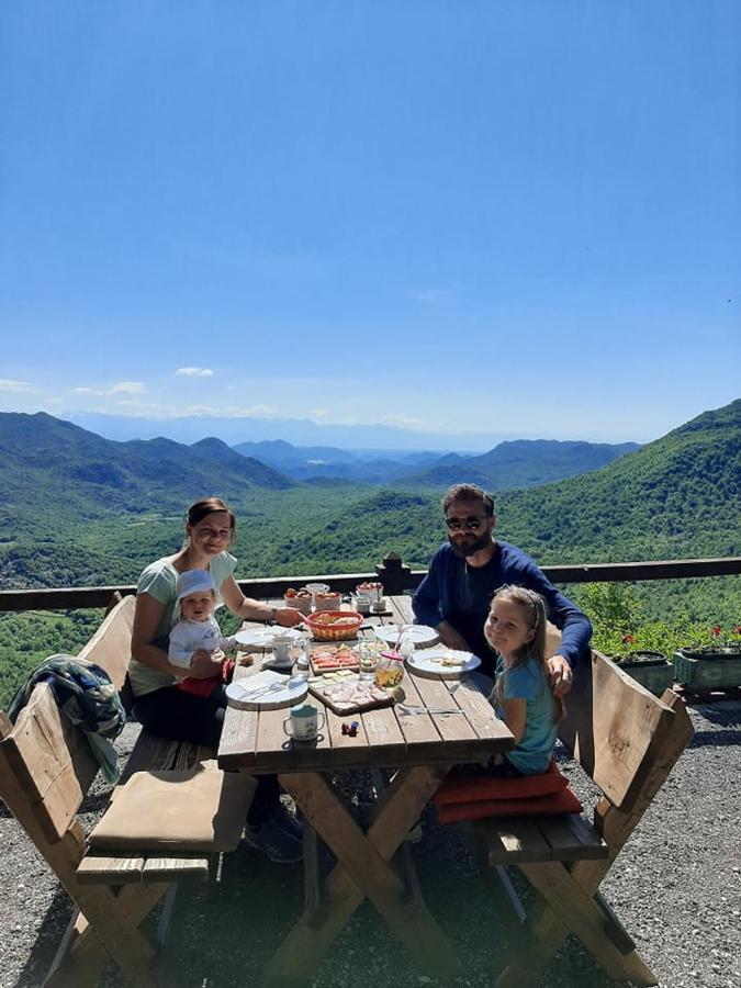 Camp Oaza,Lipa Hotel Cetinje Bagian luar foto