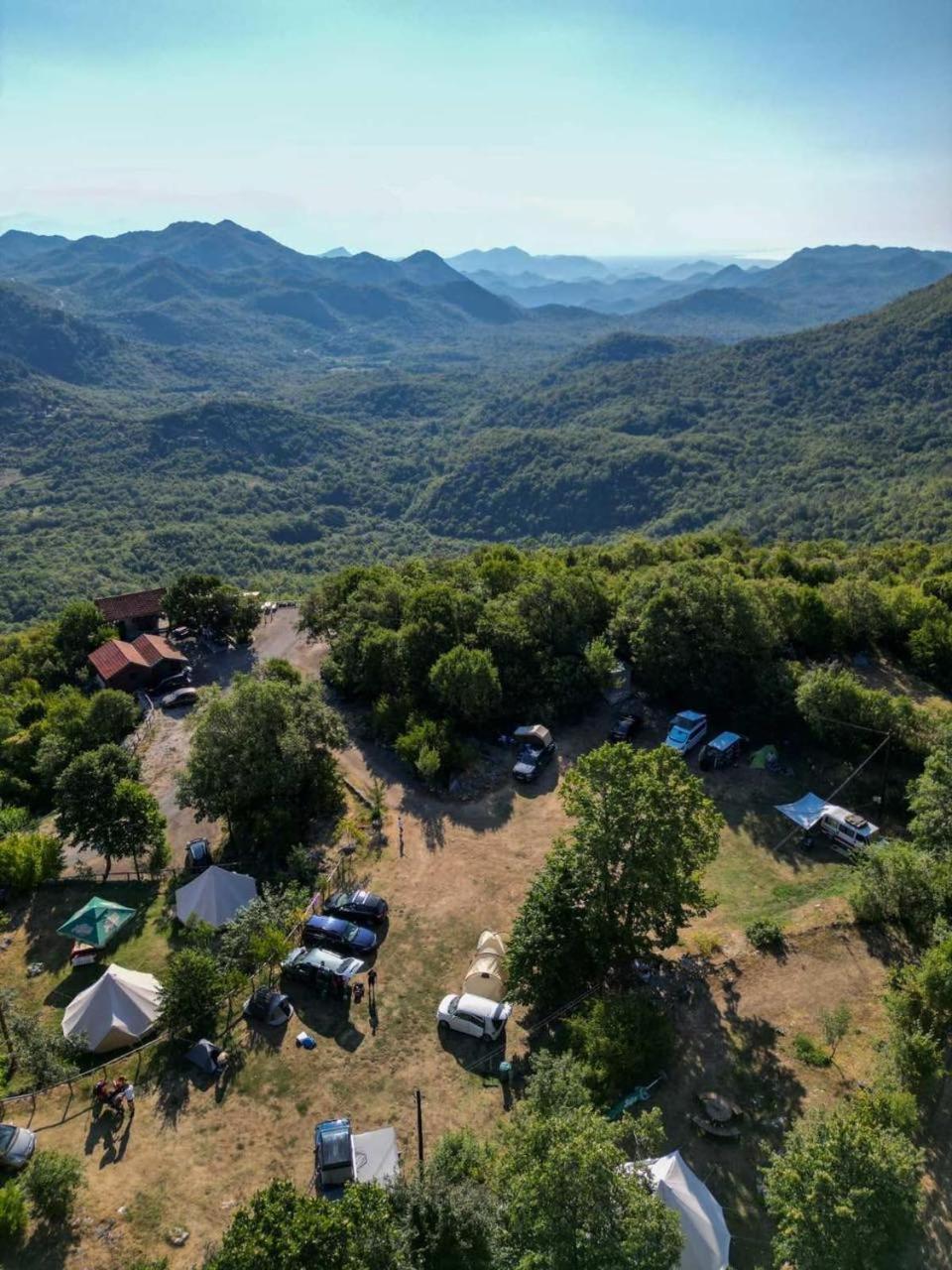 Camp Oaza,Lipa Hotel Cetinje Bagian luar foto